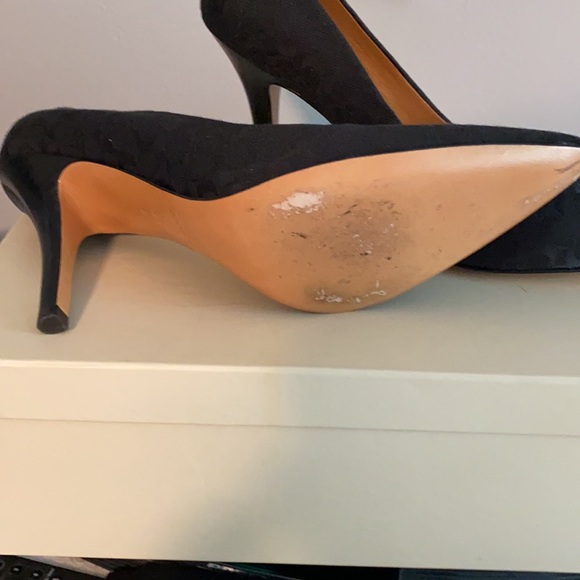 Size 10 coach heels perfect condition - Picture 4 of 5